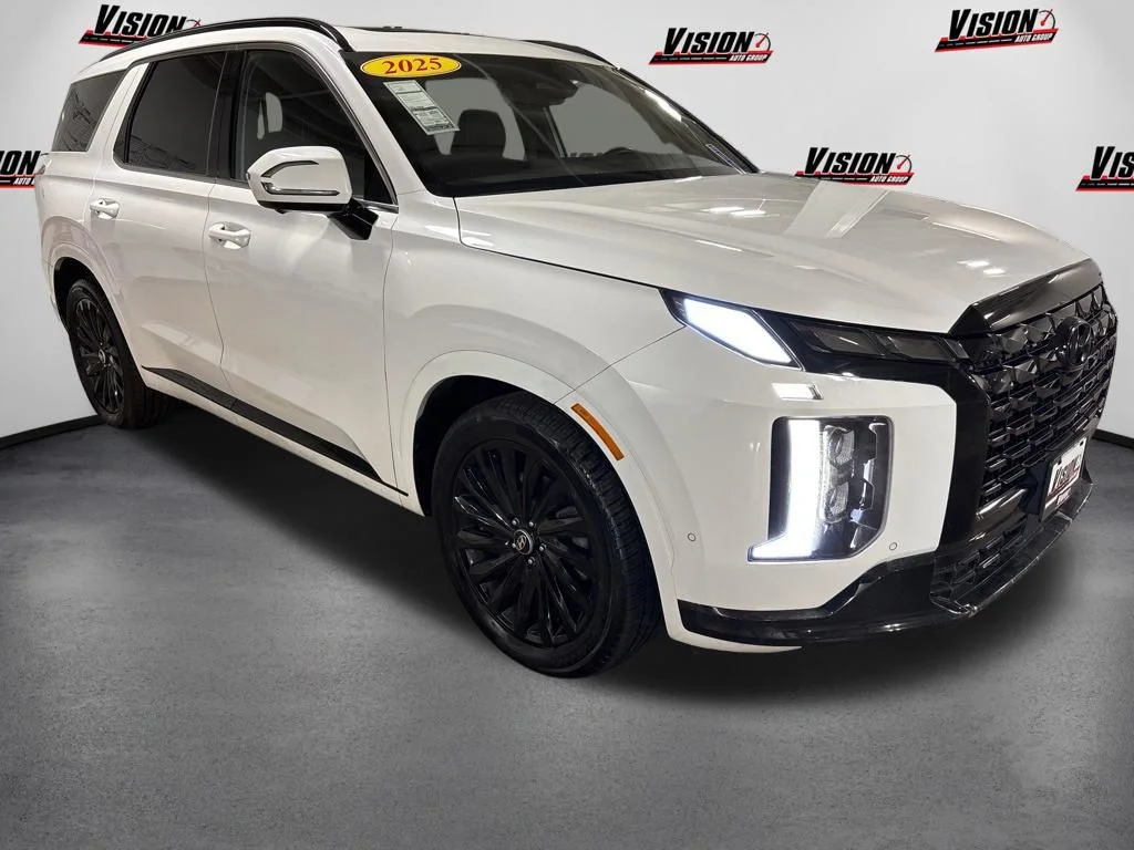 Used 2025 White Hyundai Calligraphy Night Edition image 3