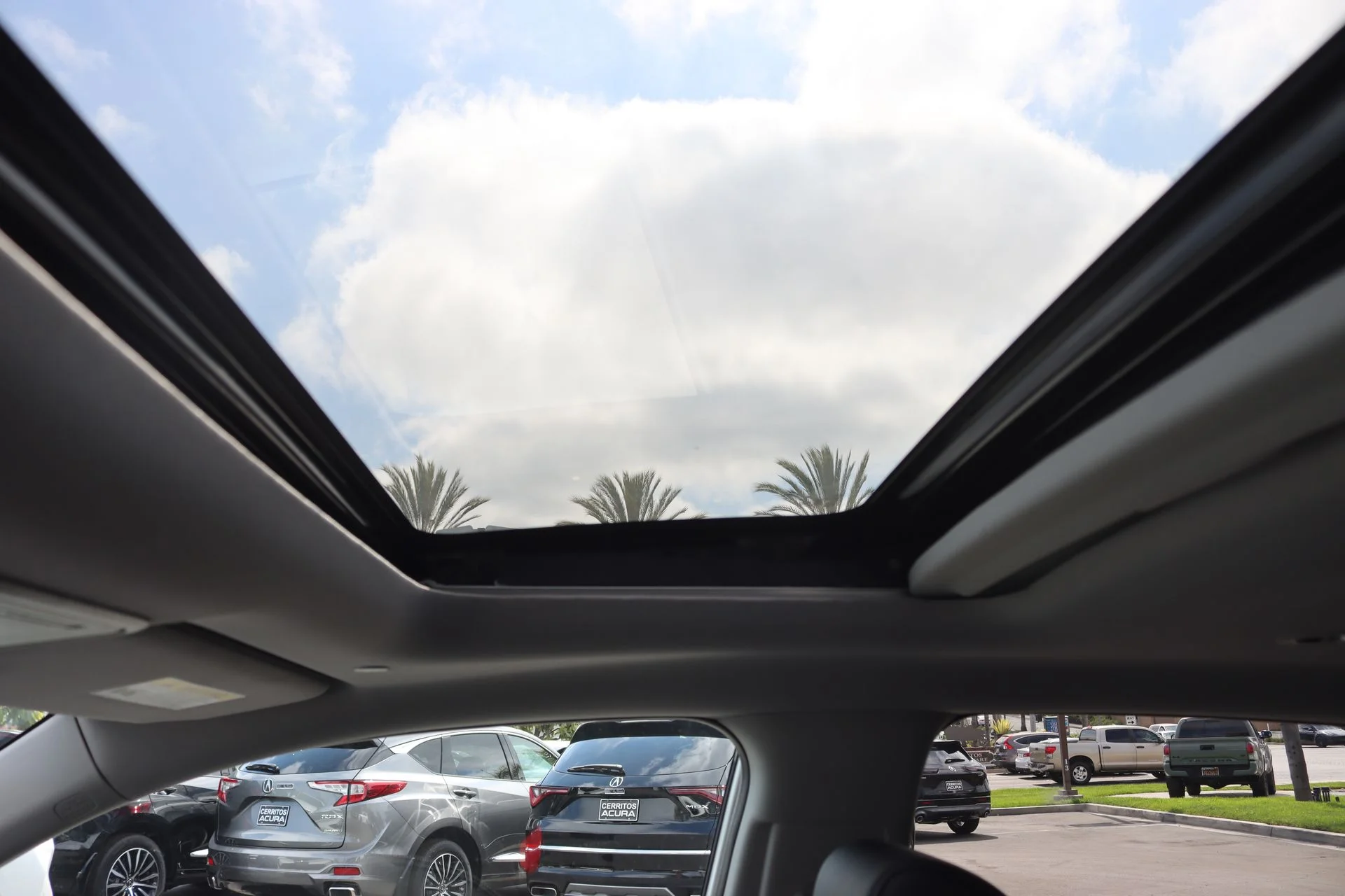 New 2026 Platinum White Pearl Acura Base image 21