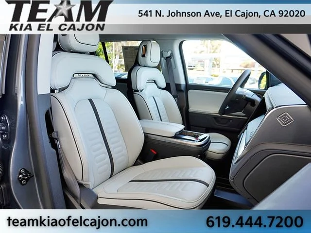 Used 2026  Rivian  image 14