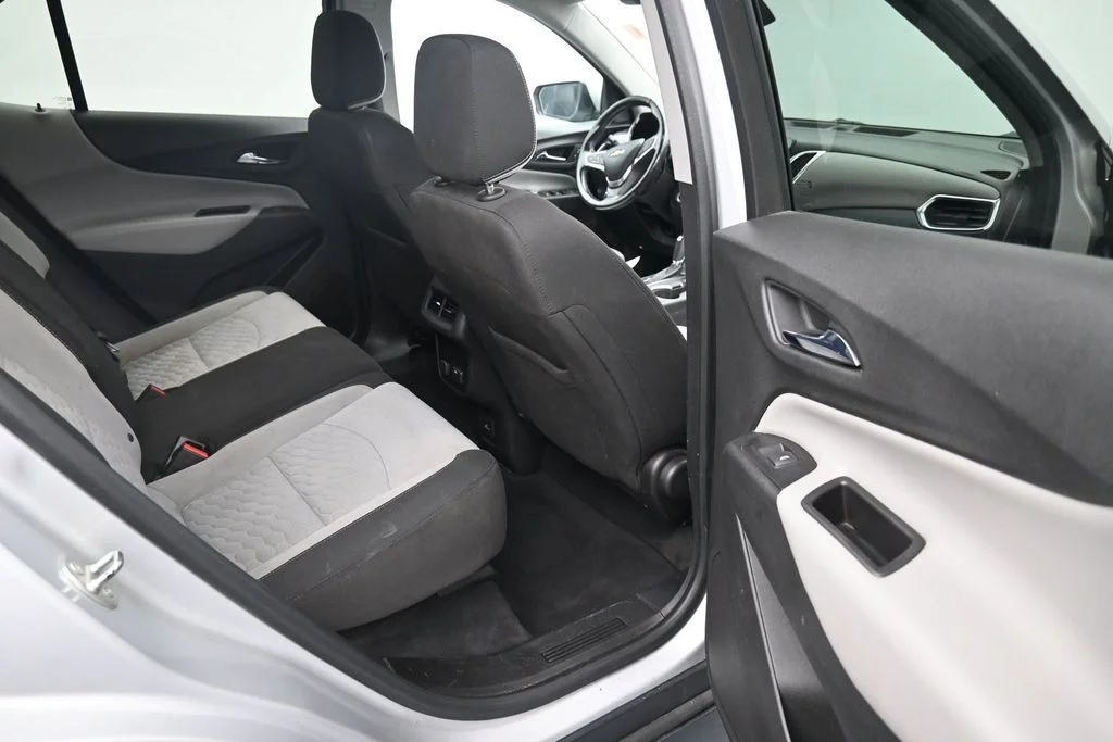Used 2018 Silver Chevrolet LT image 11