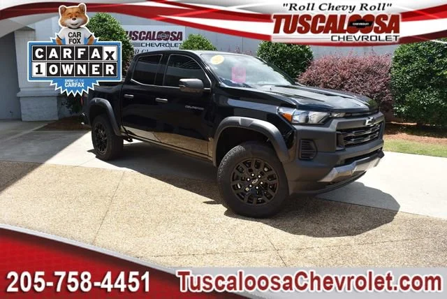 2023 Chevrolet Colorado 4WD Trail Boss Crew Cab Short Box's photo