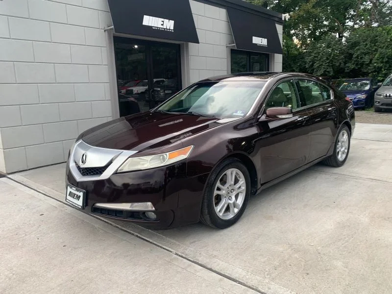 Used 2011 Maroon Acura Sedan 4D image 3