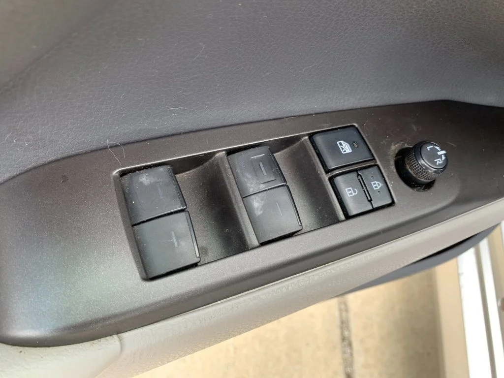 Used 2022 Silver Toyota LE image 13