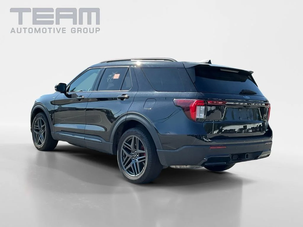 Used 2025 Black Ford ST-Line image 5