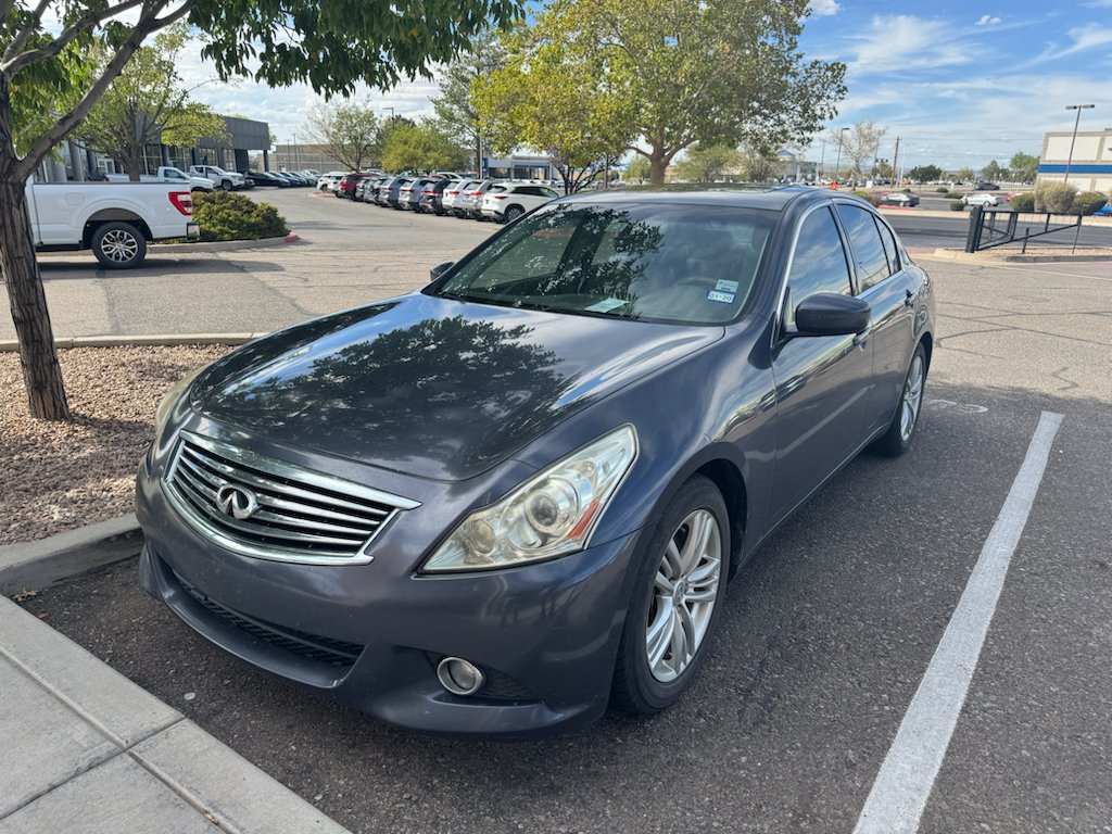 Used 2010 Blue Slate INFINITI Journey image 2