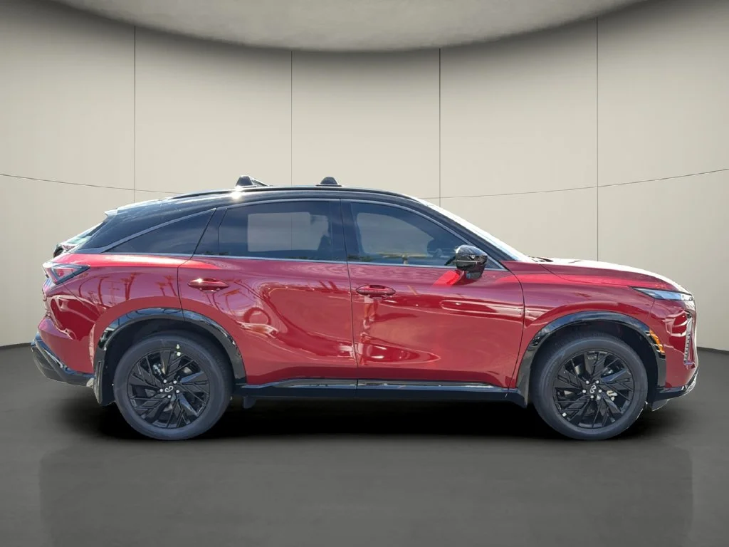 New 2027 2T SUN RED INFINITI Sport AWD image 8