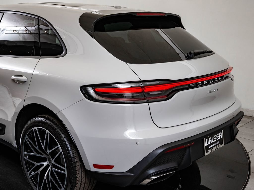 New 2026 Chalk Porsche  image 20