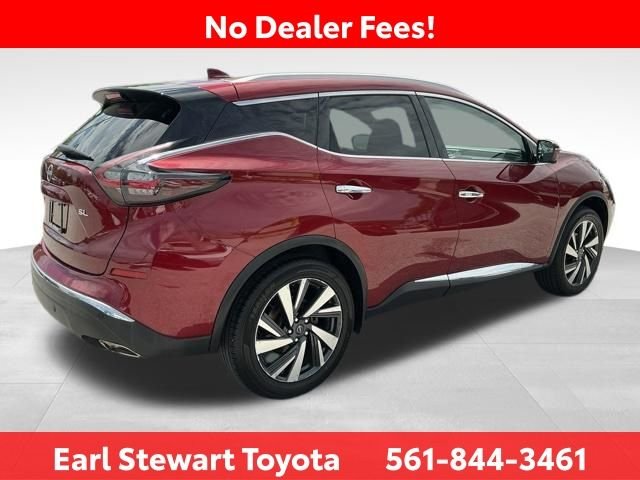 Used 2023 Red Nissan SL image 4