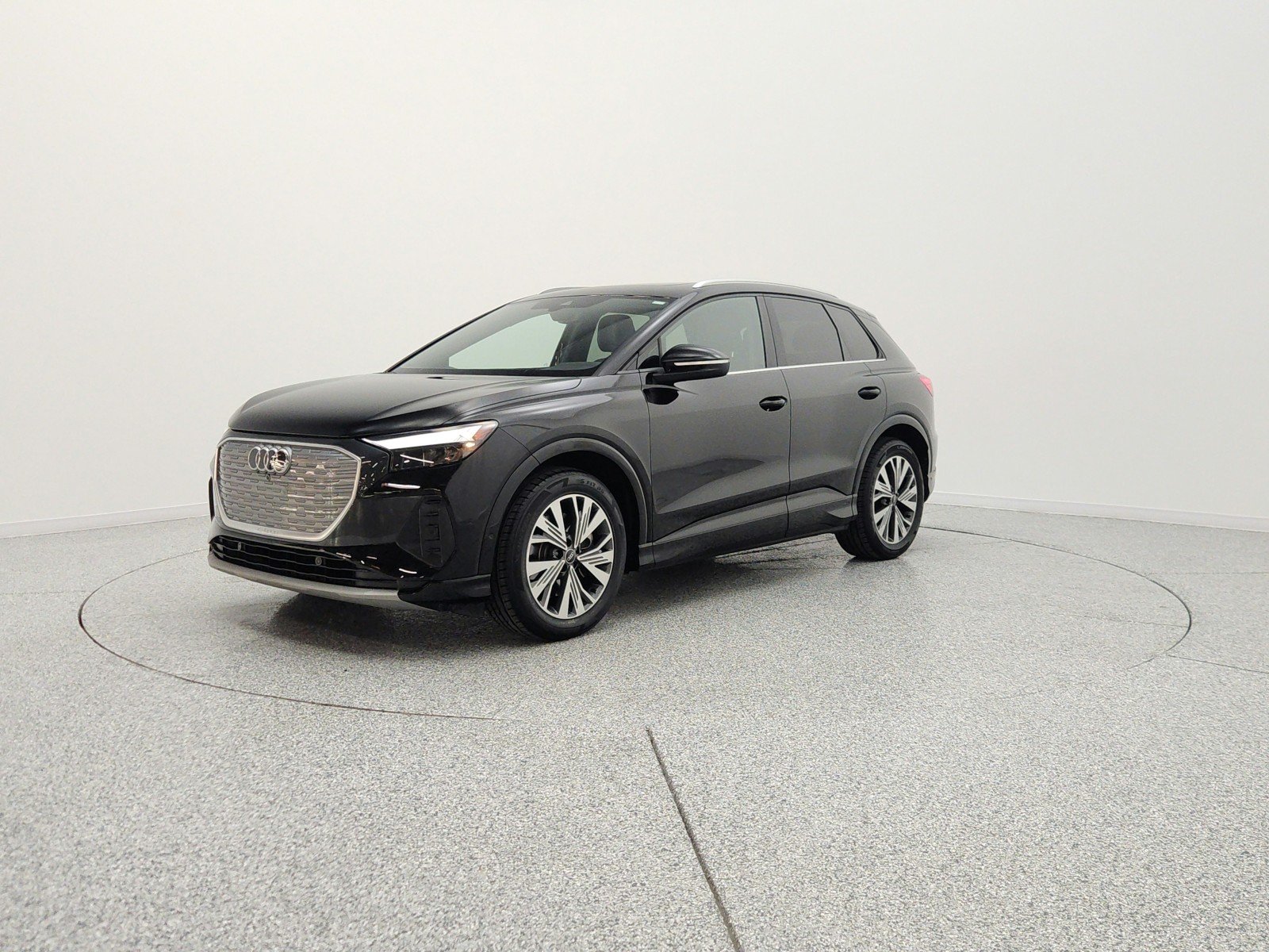 2023 Audi Q4 e-tron 40 Premium Plus's photo