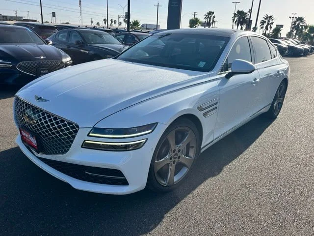 Used 2021 White Genesis 3.5T image 3