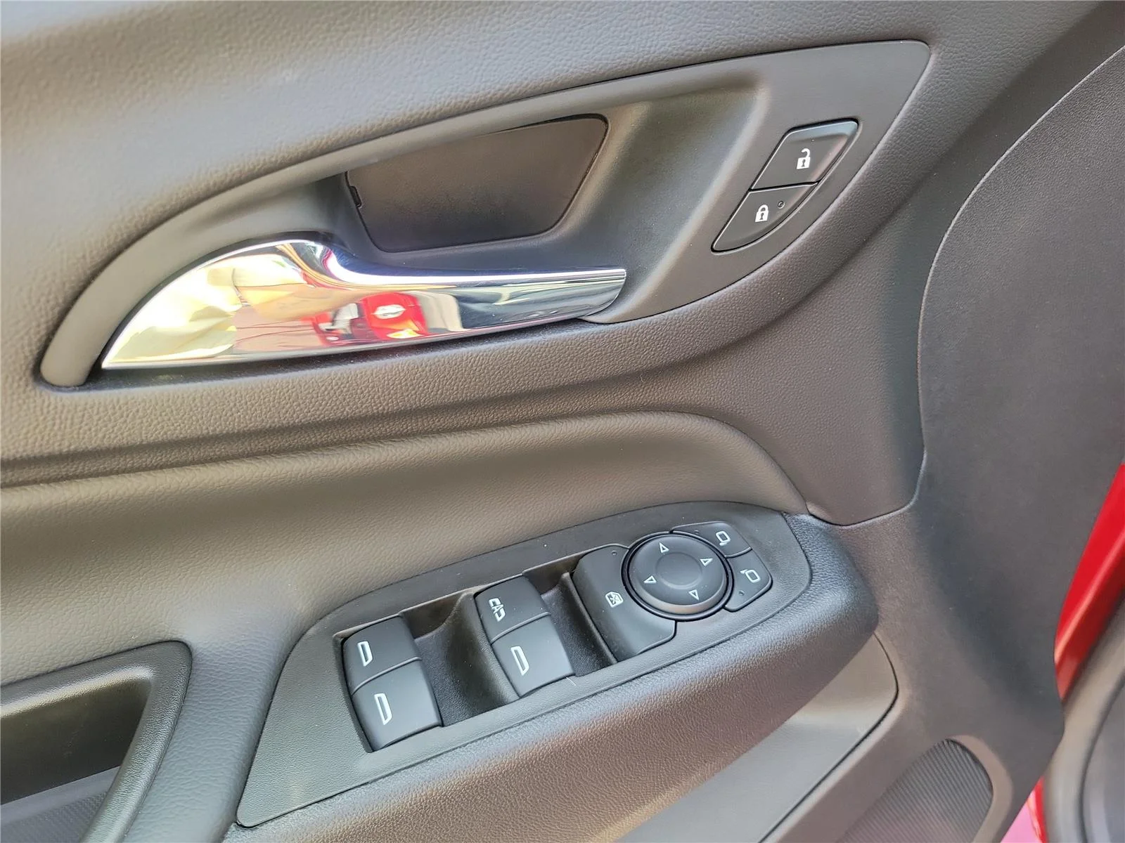Used 2024 Radiant Red Tintcoat Chevrolet LT image 20