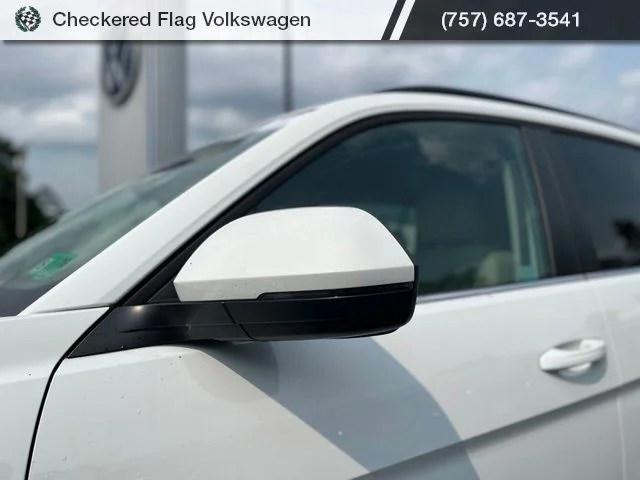 Used 2023 Pure White Volkswagen 3.6L V6 SE w/Technology image 2
