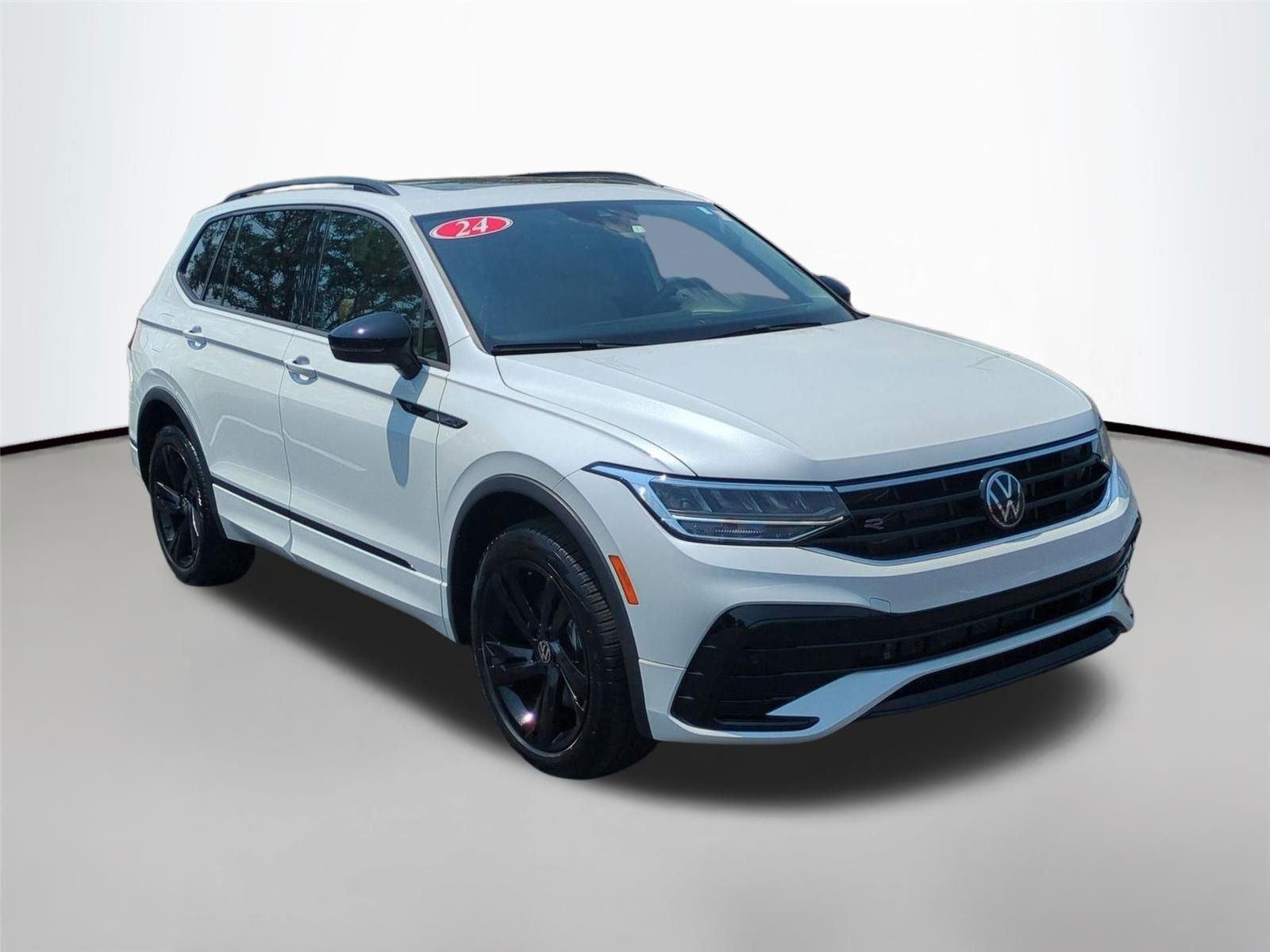 Used 2024 Opal White Pearl Volkswagen SE R-Line Black image 19