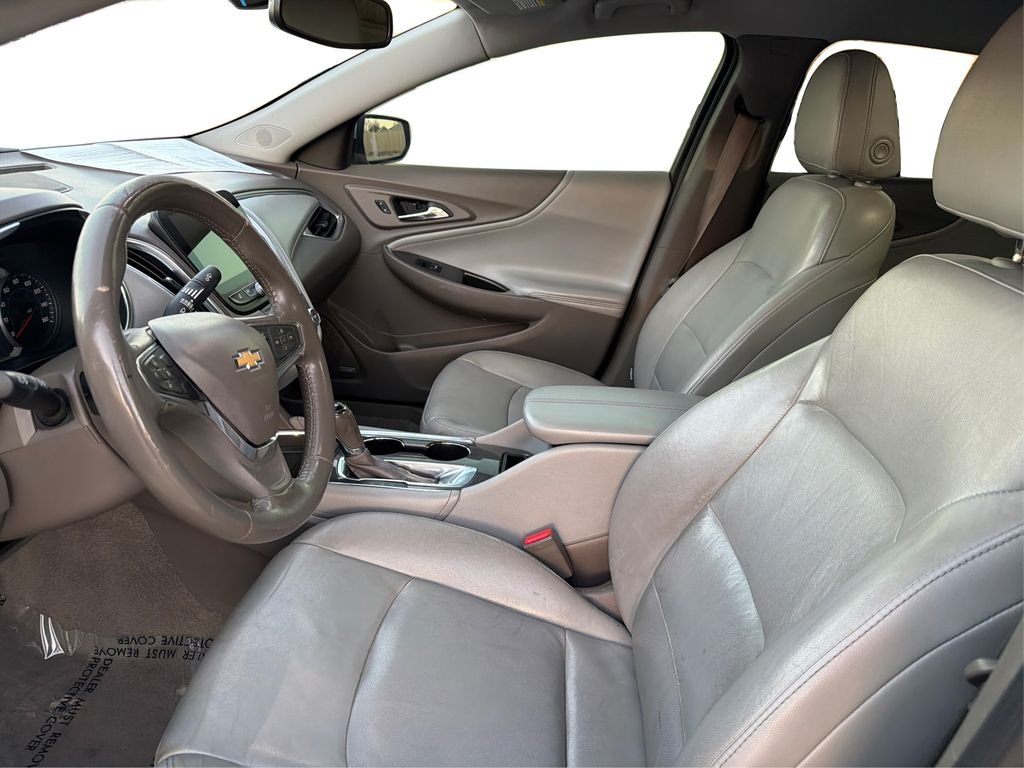 Used 2016 Silver Ice Metallic Chevrolet LT image 10