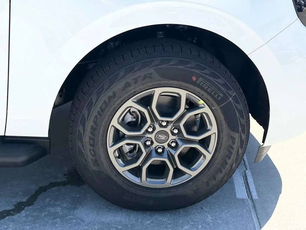 New 2027 Star White Metallic Tri-Coat Ford Active image 9