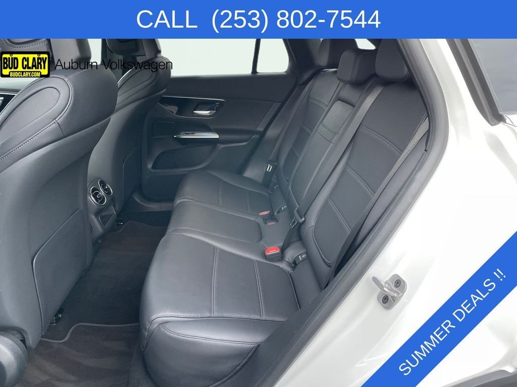 Used 2024 White Mercedes-Benz GLC 300 image 18