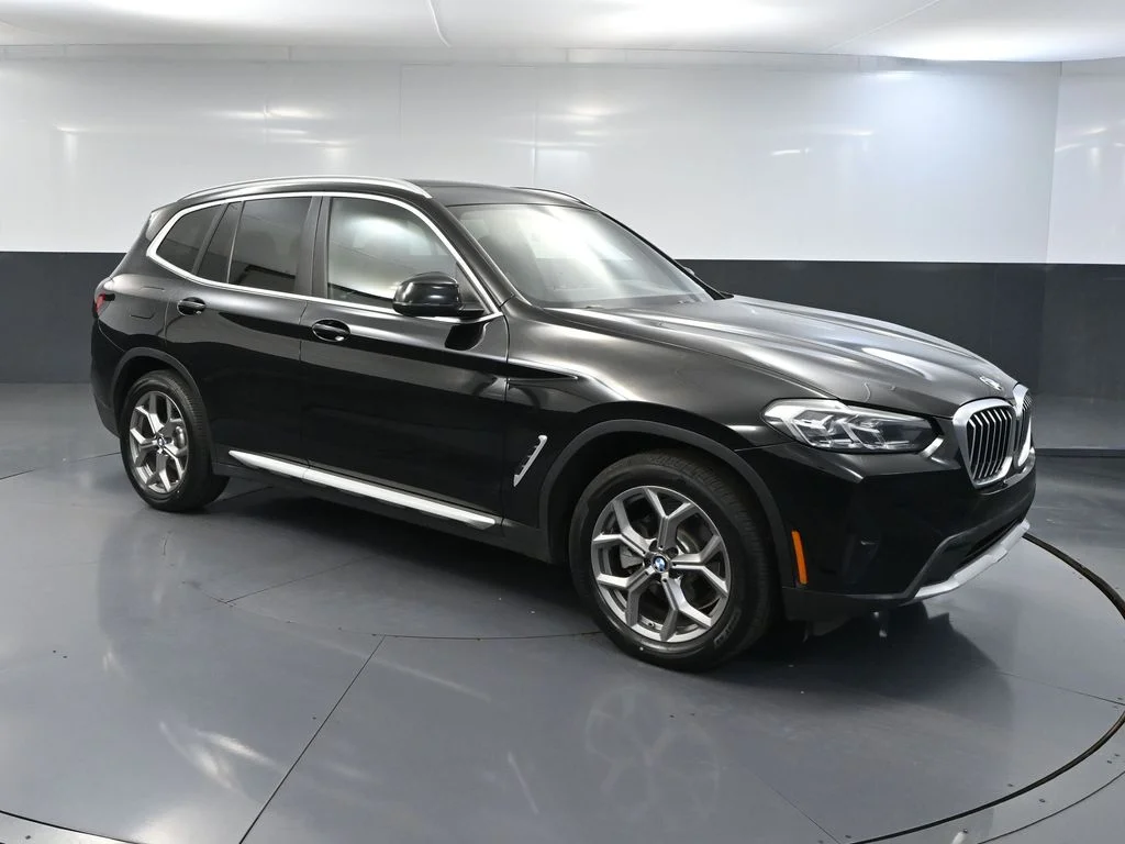 2023 BMW X3 30i