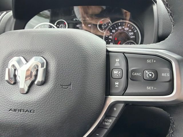 New 2026 Diamond Black Crystal Pearl-Coat Exterior Paint RAM Big Horn/Lone Star image 20