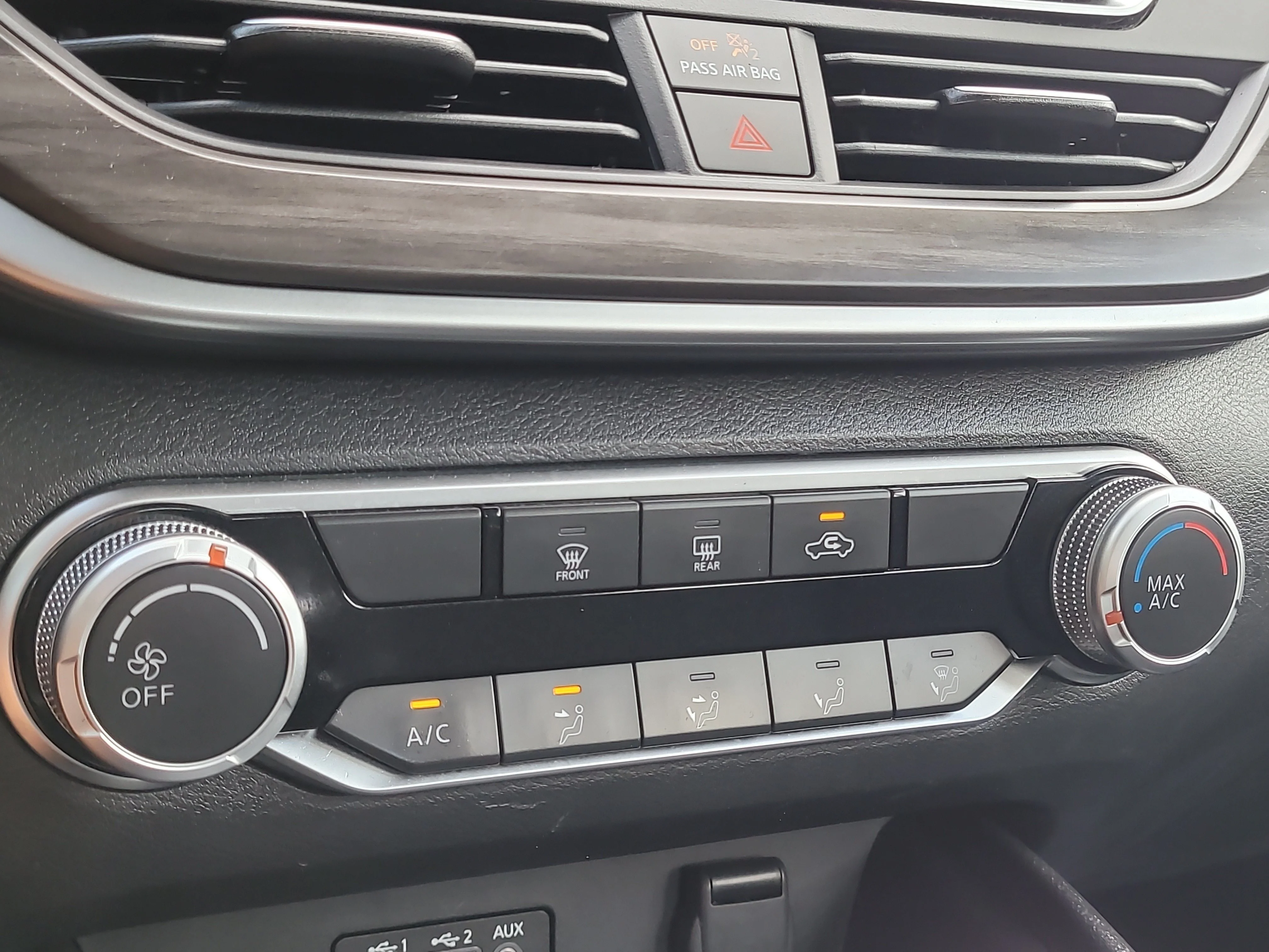 Used 2025 Gun Metallic Nissan SV image 23