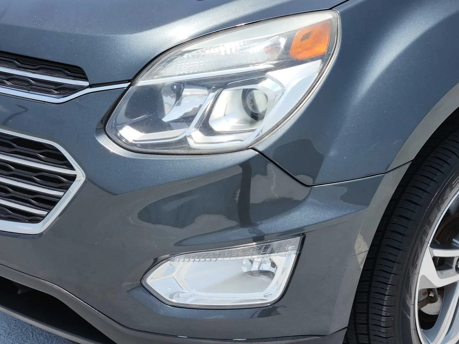 Used 2017 Nightfall Gray Metallic Chevrolet Premier image 8