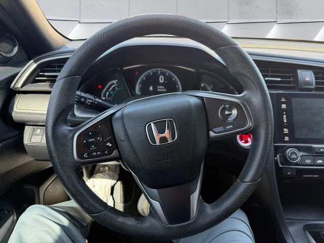 Used 2018 Silver Honda EX image 9