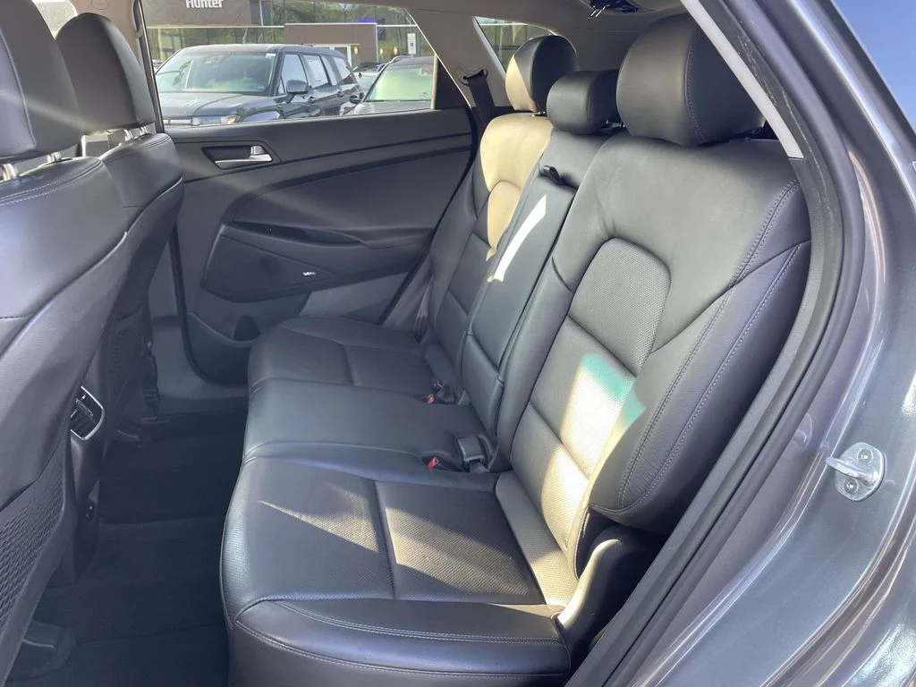 Used 2021 Magnetic Force Hyundai Limited image 3