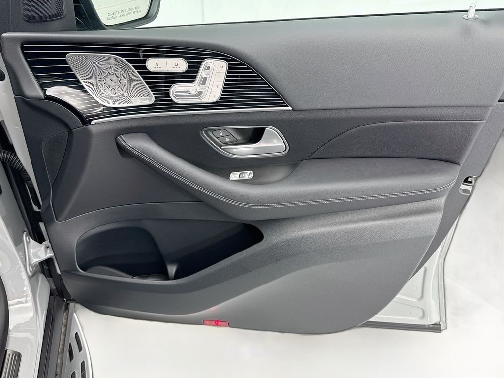 2026 Mercedes-Benz GLS Base - Photo 25