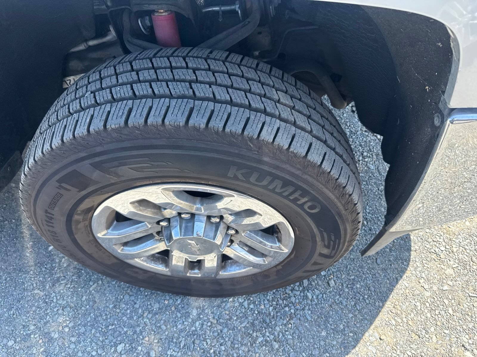 Used 2019 SILVER ICE METALLIC Chevrolet LTZ image 7