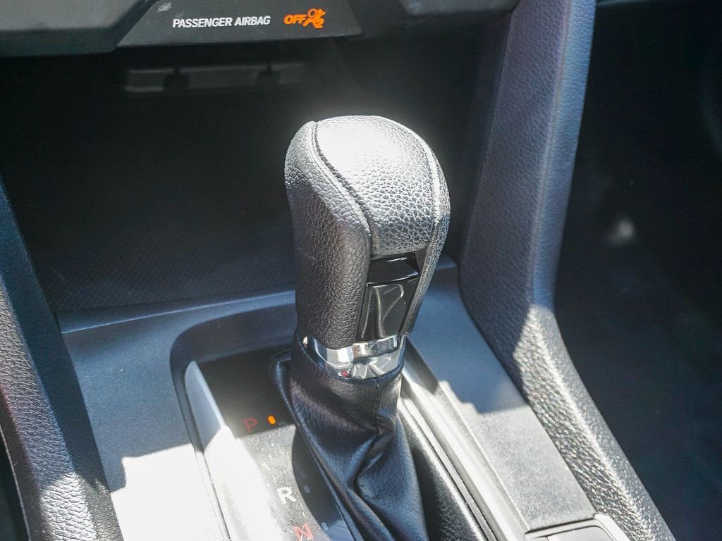 Used 2019 Platinum White Pearl Honda LX image 21