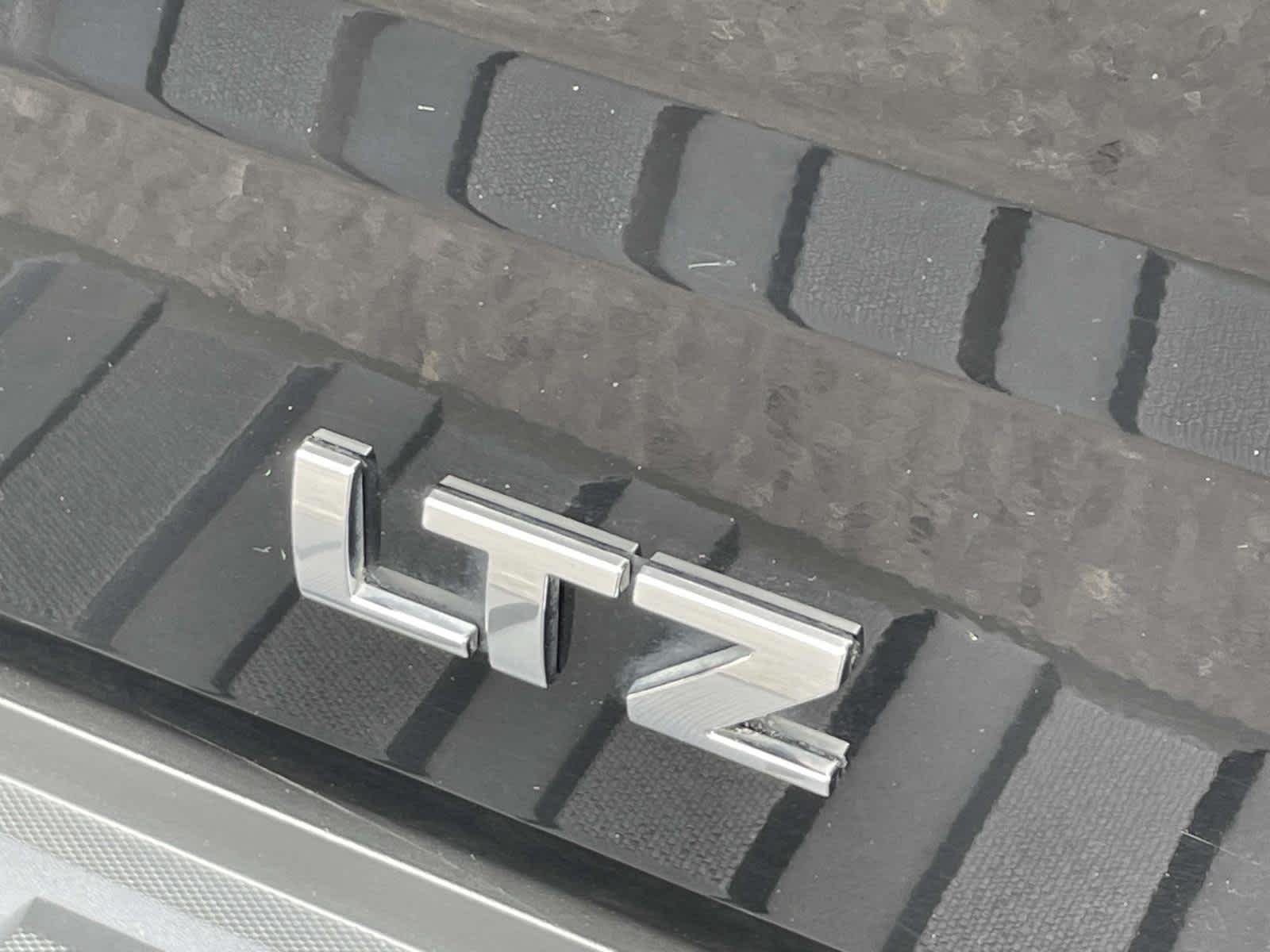 Used 2015 Black Chevrolet LTZ image 14