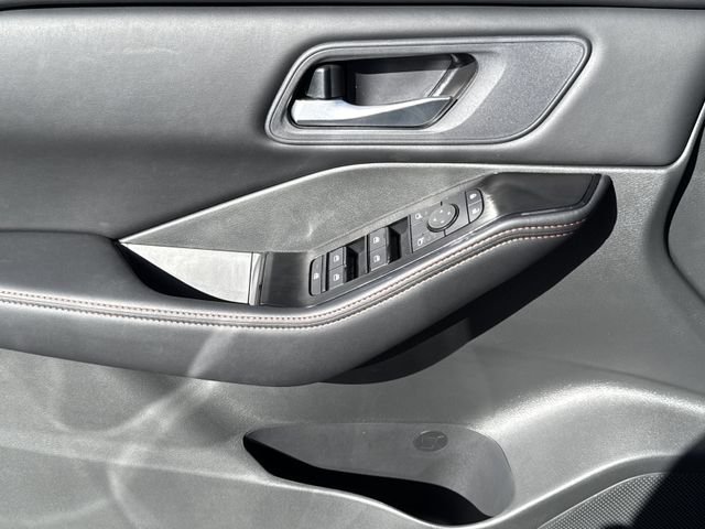 New 2026 Boulder Gray Pearl Nissan Rock Creek image 9
