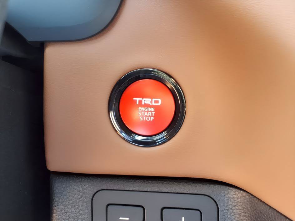 New 2026 Wind Chill Pearl Toyota 1794 Edition image 14