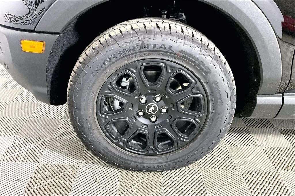 New 2026 Shadow Black Ford Badlands® image 11