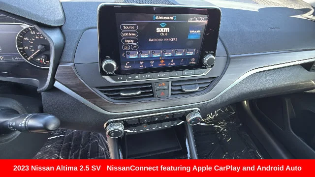 2023 Nissan Altima SV - Photo 15
