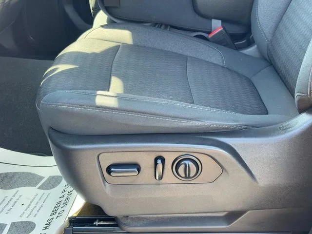 Used 2020 BLACK Chevrolet LT image 15