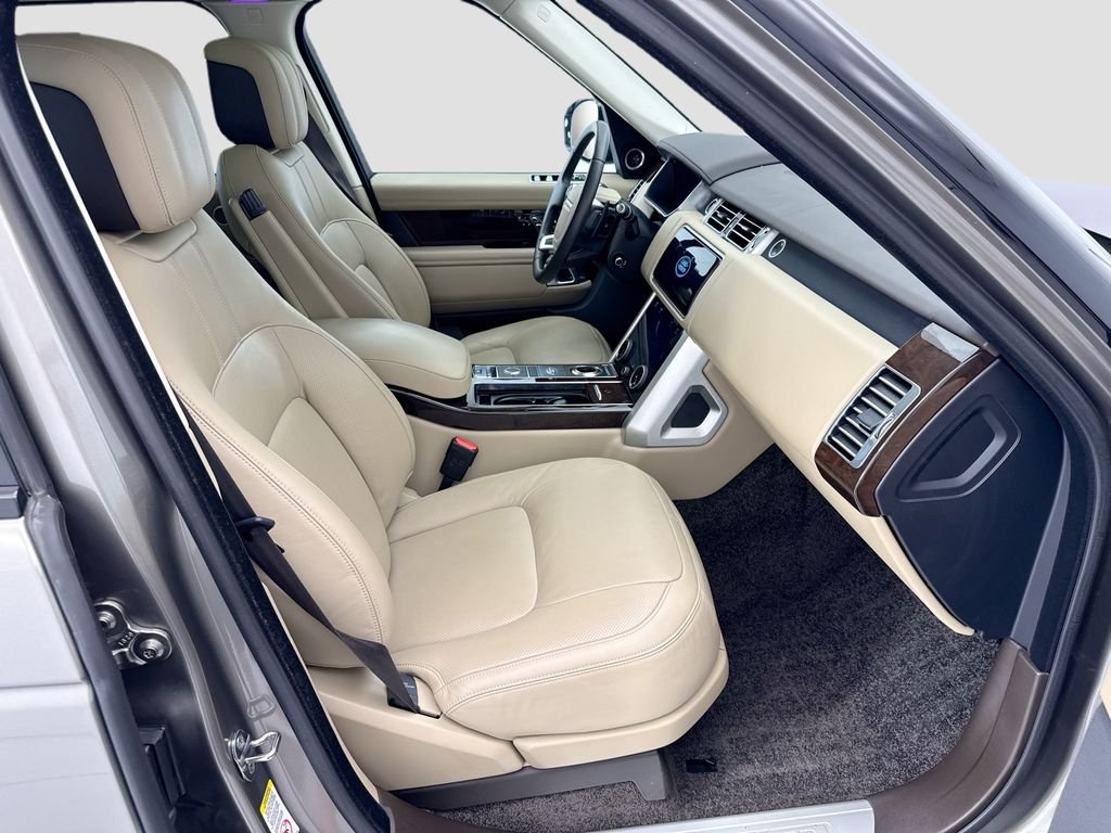 Used 2021 Silicon Silver Premium Metallic Land Rover Westminster image 19