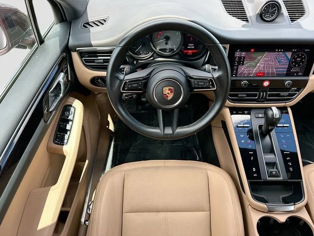 2024 Porsche Macan S - Photo 21