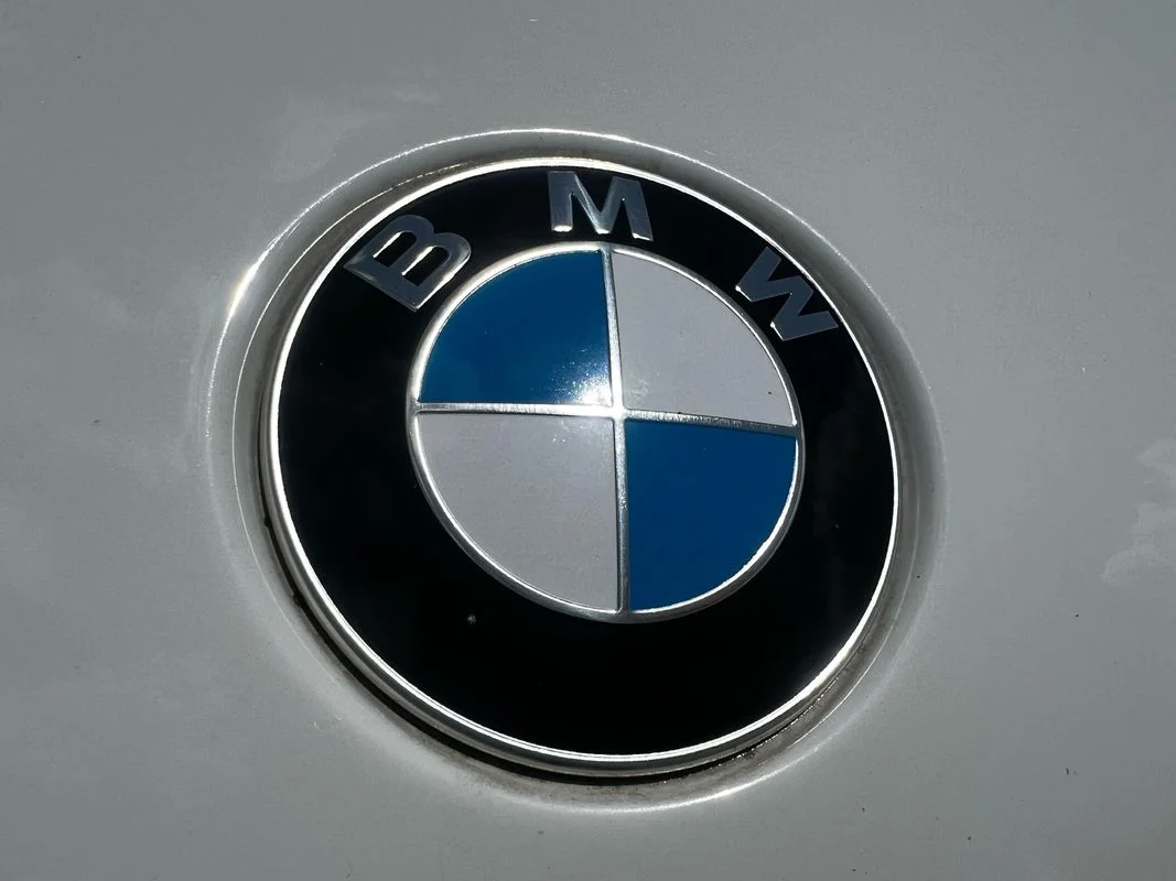 Used 2018  BMW xDrive28i image 12