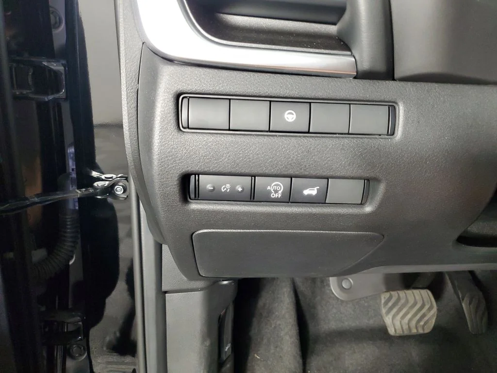 Used 2025 Black Nissan SV image 28