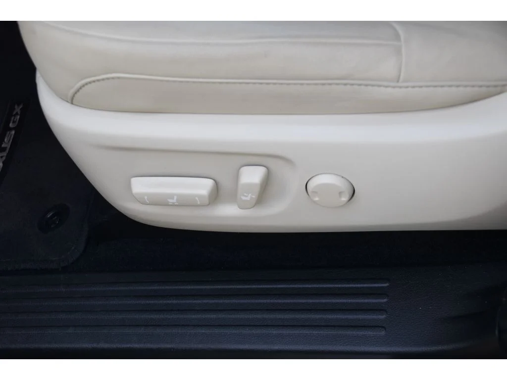 Used 2021 Black Onyx Lexus Premium image 32