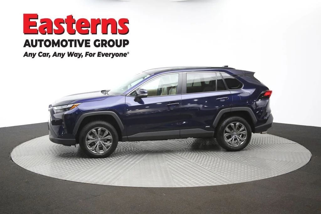 Used 2024 Blue Toyota XLE Premium image 63
