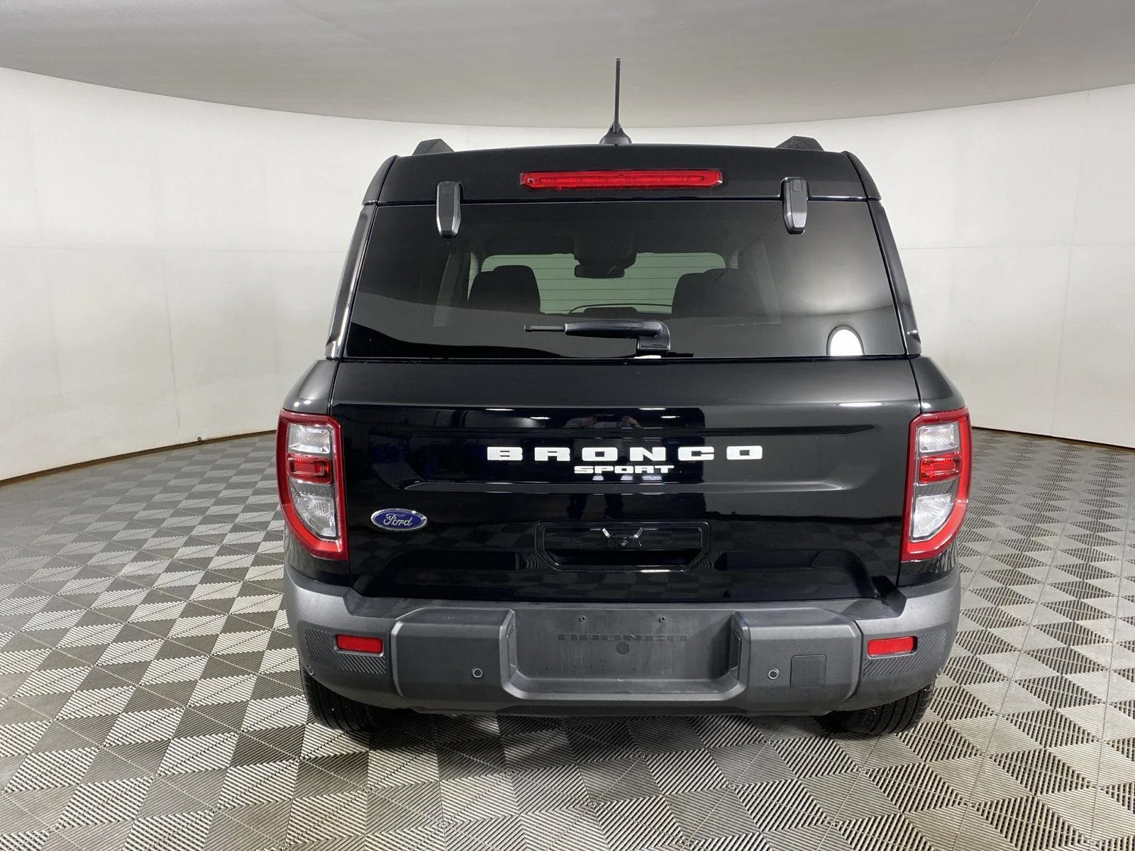 Used 2025 Shadow Black Ford Outer Banks image 6
