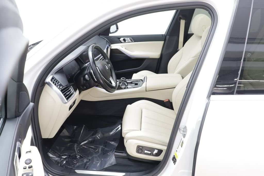 Used 2019 Mineral White Metallic BMW xDrive40i image 6