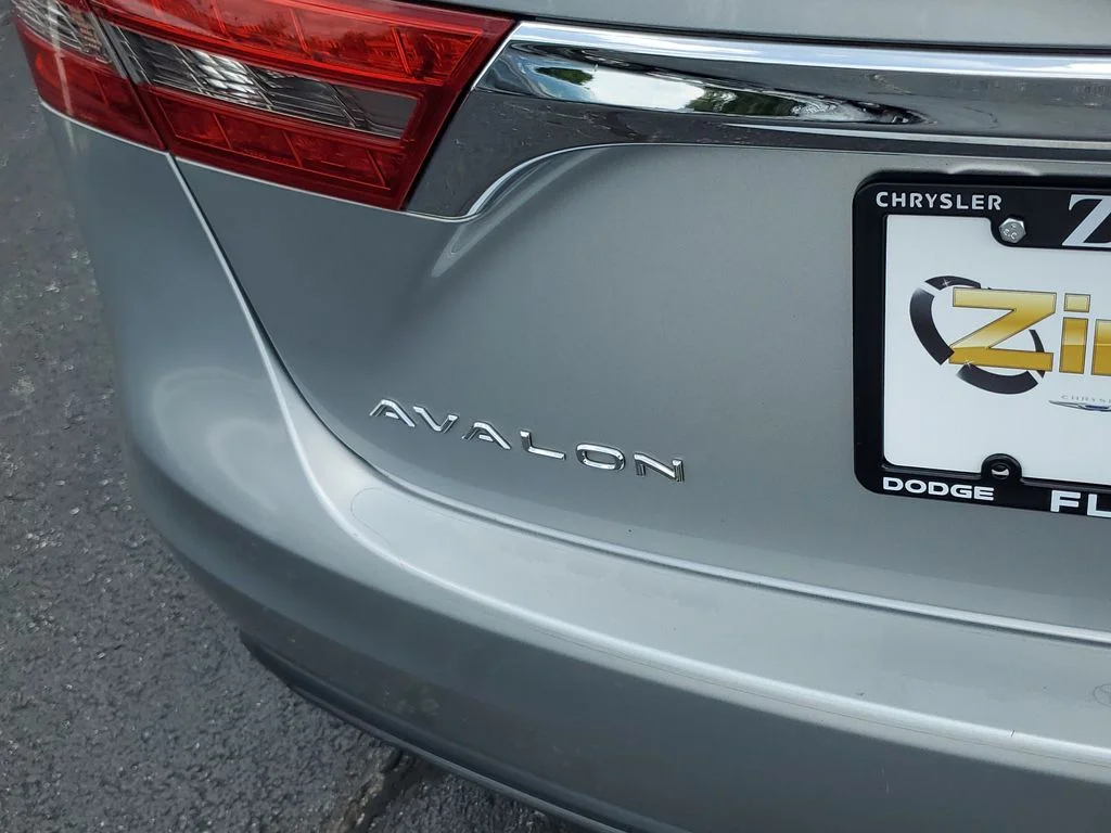 Used 2017 Silver Toyota Limited image 7