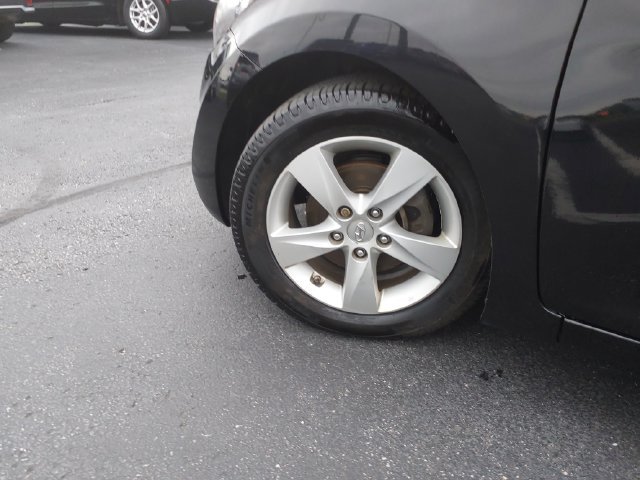 Used 2012 Black Hyundai GLS image 25
