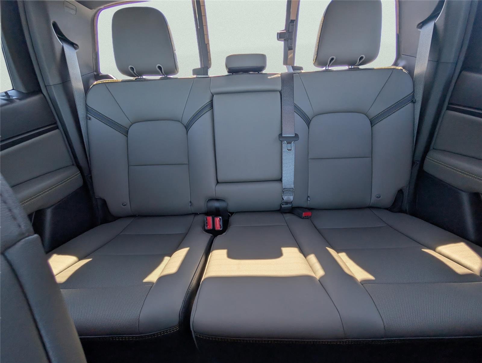 2026 Chevrolet Colorado ZR2 - Photo 26