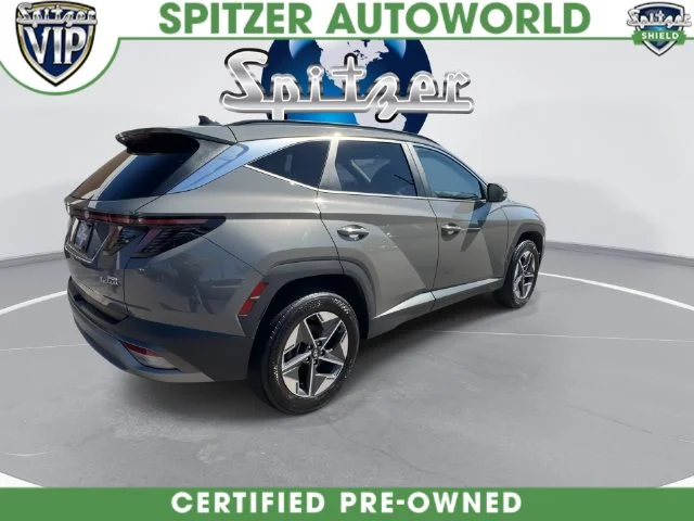 Used 2025 Gray Hyundai SEL Convenience image 14