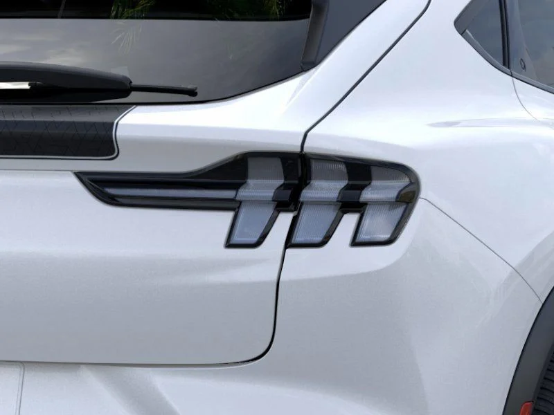 New 2025 Star White Metallic Tri-coat Ford GT image 21