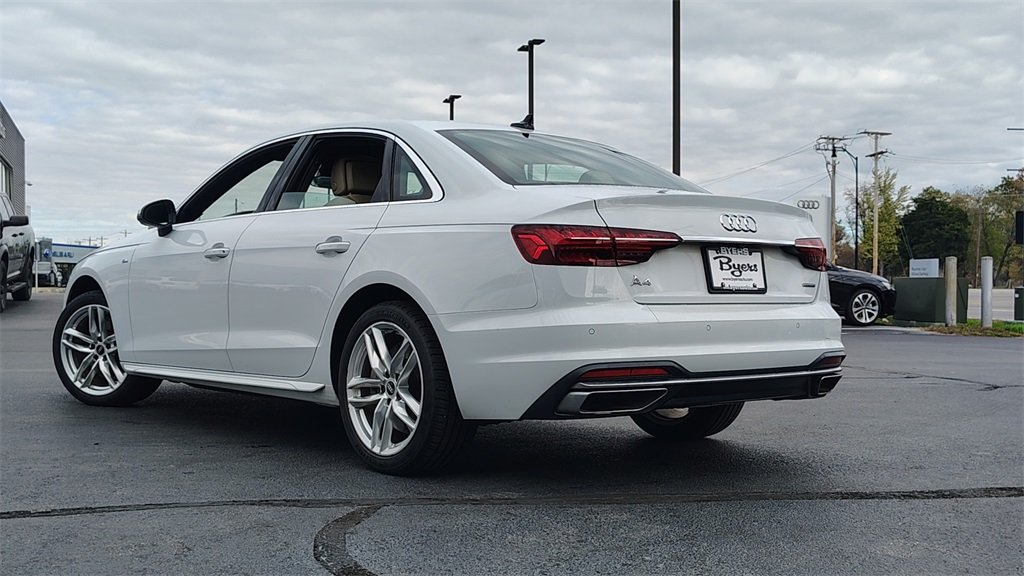 2021 Audi A4 45 S line Premium Plus photo 4