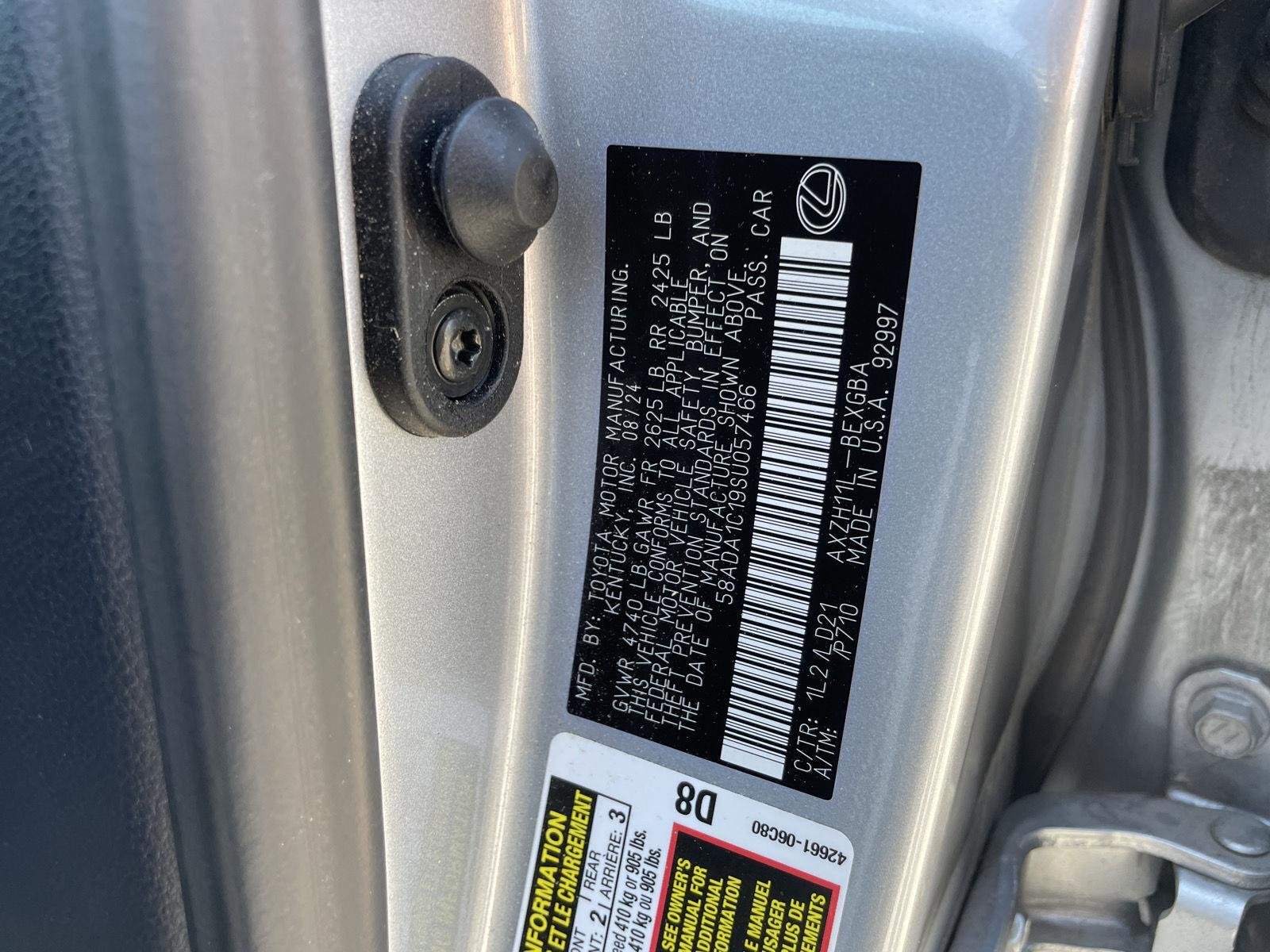 Used 2025 Iridium Lexus Base image 17